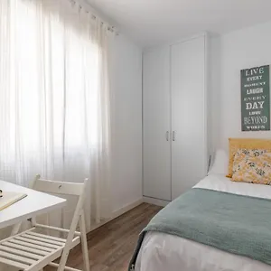living4malaga-sea-breeze-apartment.es-andalucia.com/